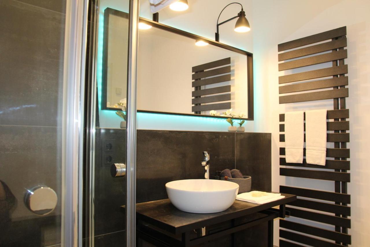 Mosel-Loggia - Luxusapartment -Terrass - Klimaanlage Трабен-Трарбах Екстериор снимка