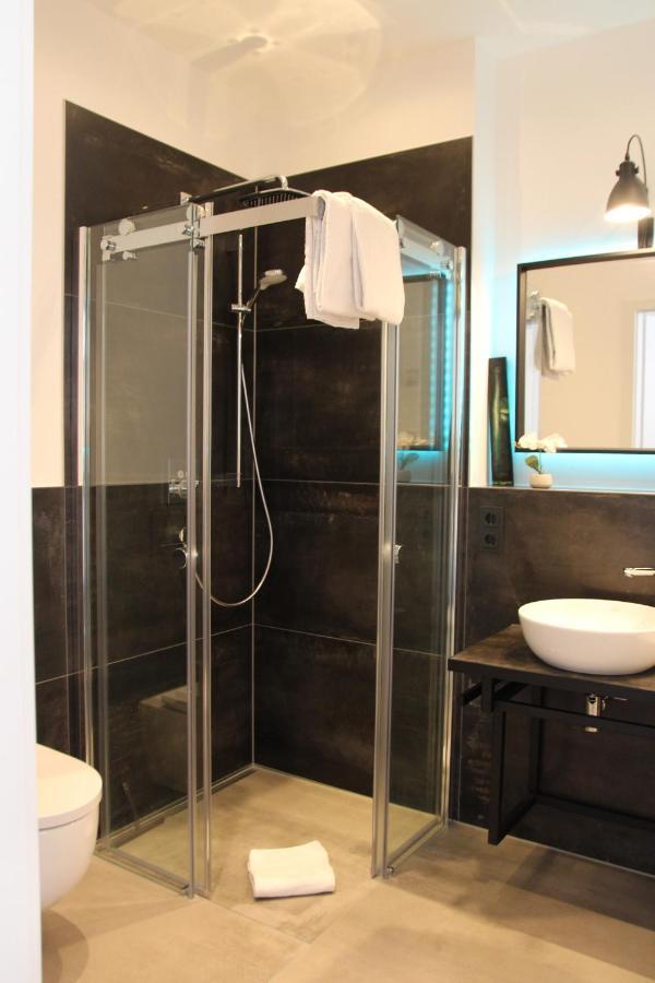 Mosel-Loggia - Luxusapartment -Terrass - Klimaanlage Трабен-Трарбах Екстериор снимка