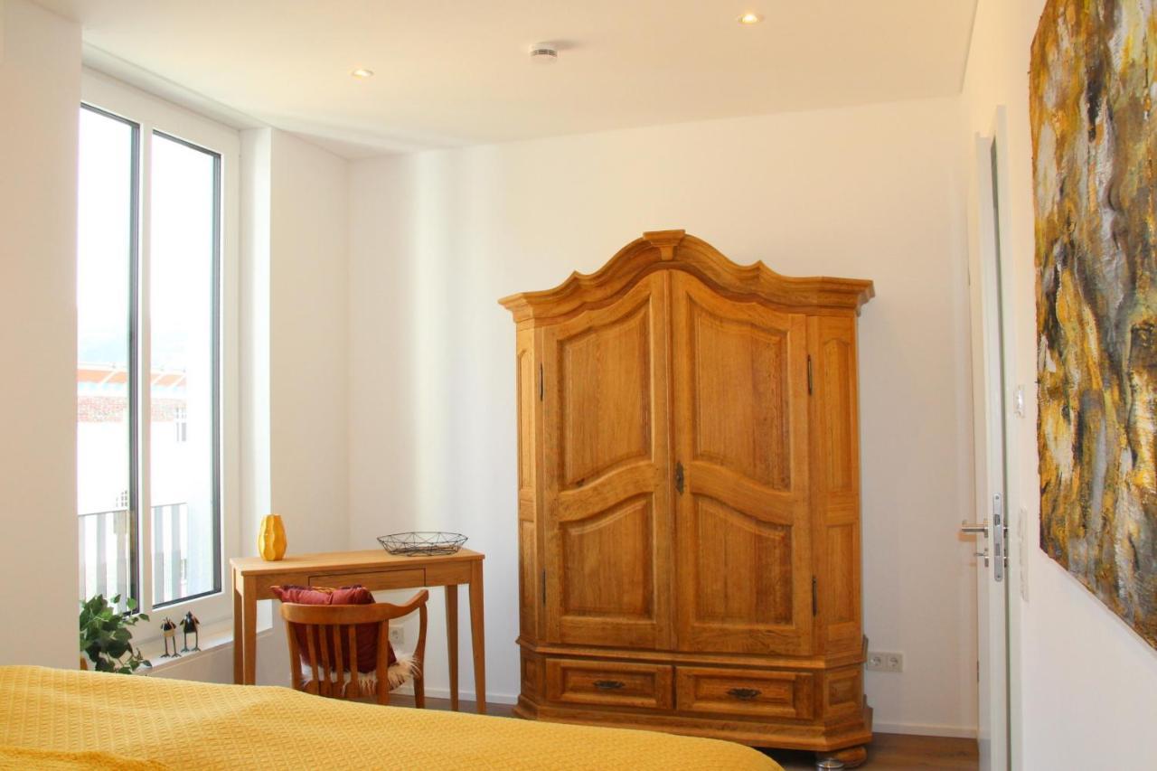 Mosel-Loggia - Luxusapartment -Terrass - Klimaanlage Трабен-Трарбах Екстериор снимка